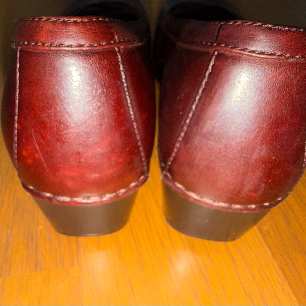 Dansko Women's Tilda Burgundy Leather Strappy Mary Jane Clogs Sz 41 US 10.5, 11 - Picture 2 of 9